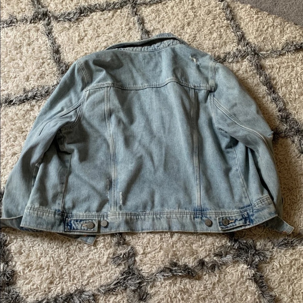 Distressed jean jacket - Picture 2 of 3